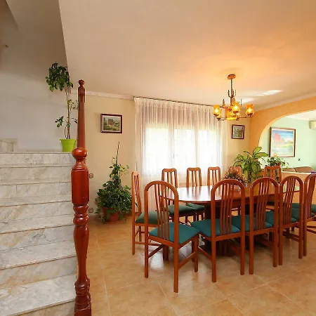 Holiday home Holiday Ilusion *