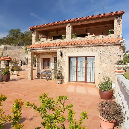 Holiday home Holiday Ilusion